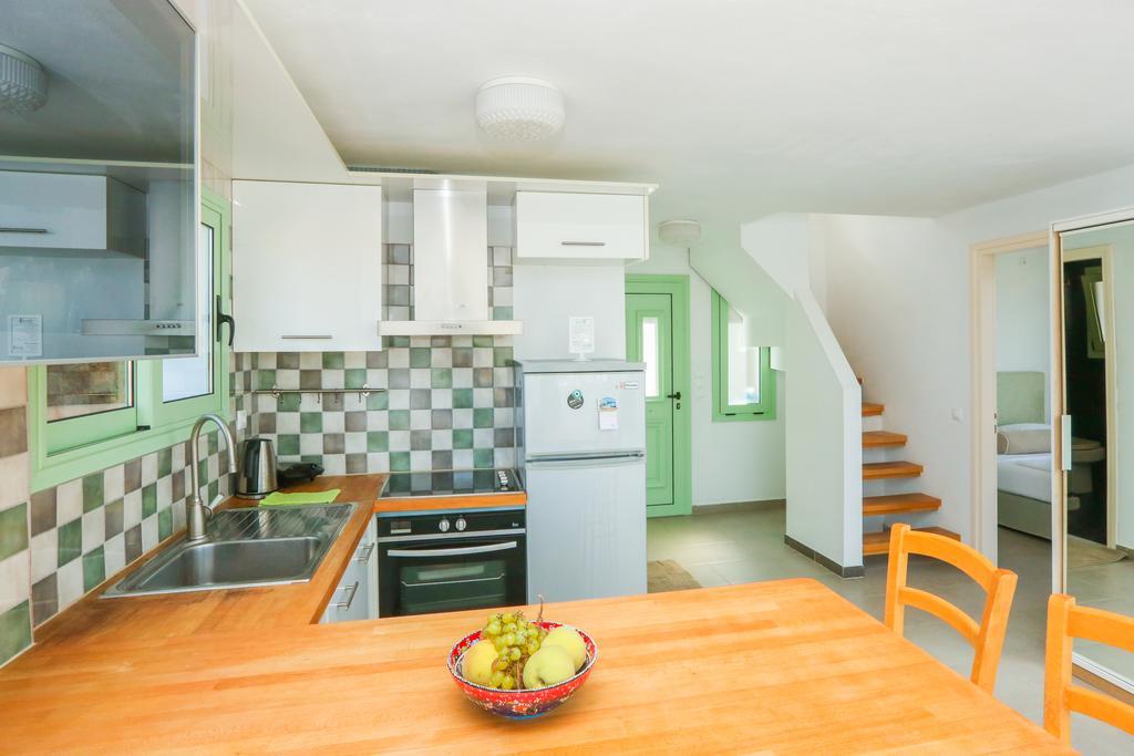 Saint George Villas & Apartments Ksanemos Ngoại thất bức ảnh