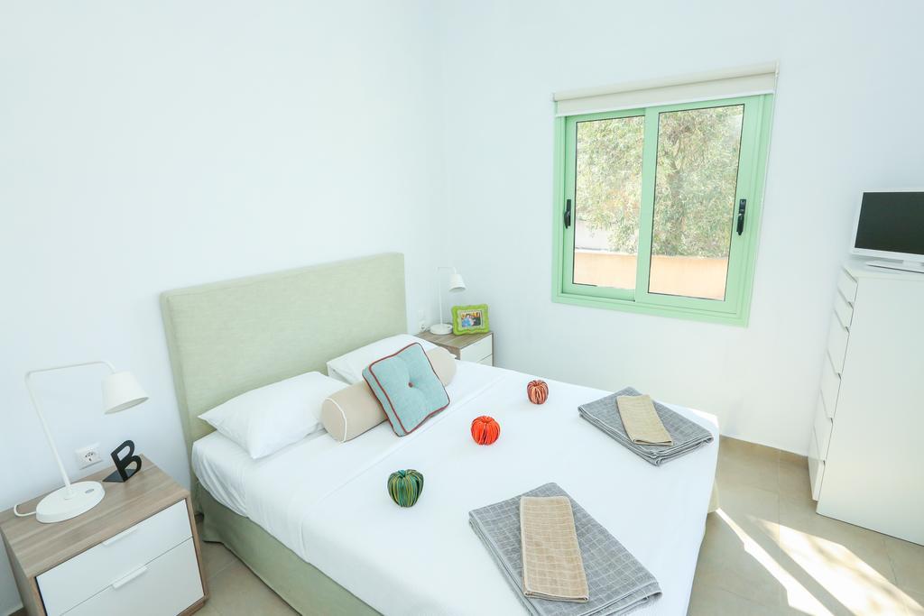 Saint George Villas & Apartments Ksanemos Ngoại thất bức ảnh